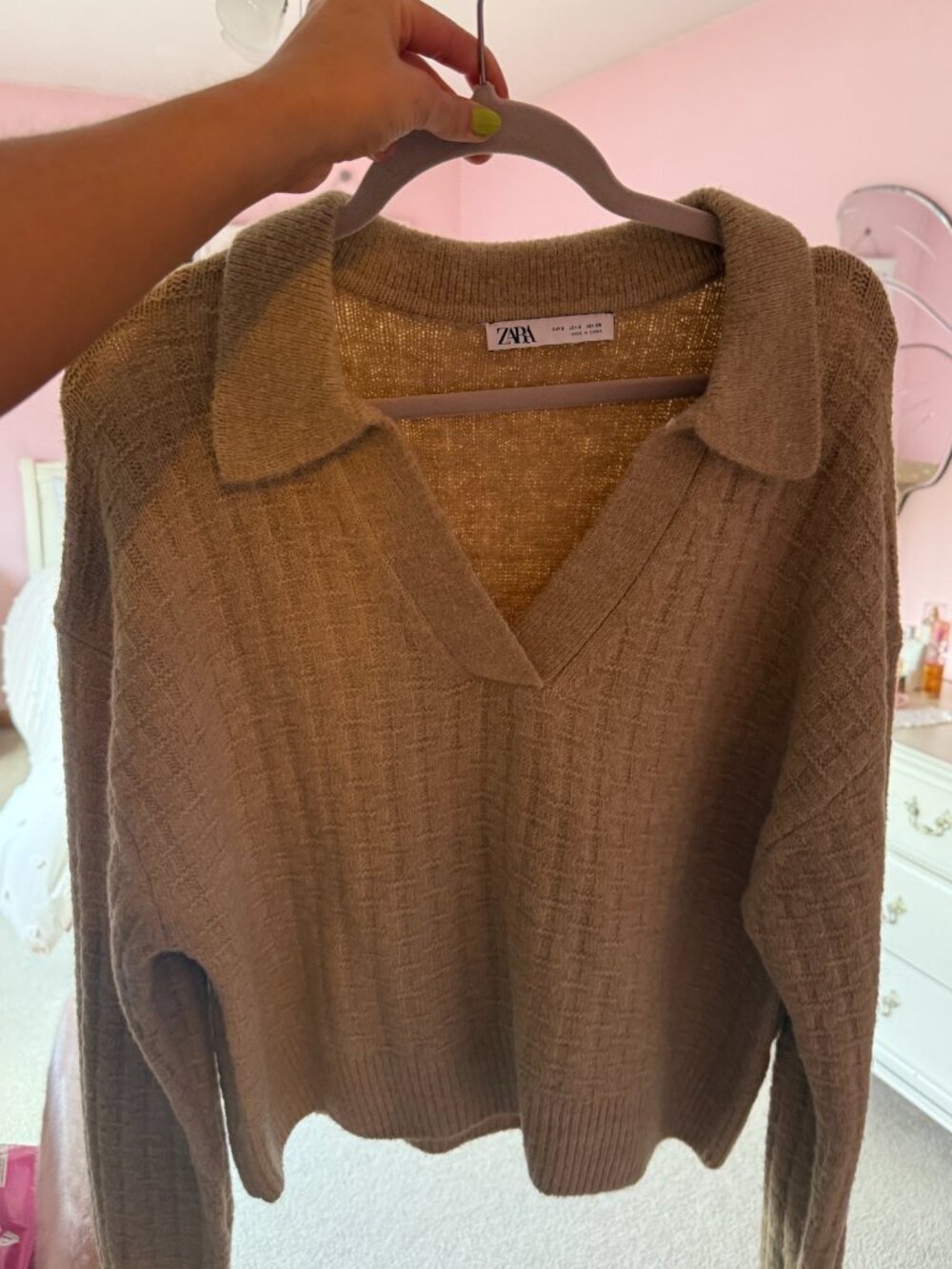 ZARA Knit Collared Sweater – Beige/Taupe Textured Cropped (Never Worn)